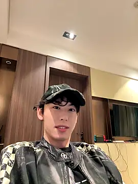 1a1a1alll online show from September 23, 2025, 2:46 pm