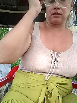 Snapshot of natally_ross21 chatting on April 23, 2026, 12:40 pm natally ross21 online show from April 23, 2026, 12:40 pm