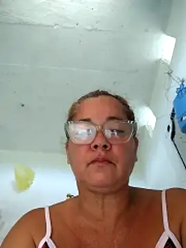Snapshot of natally_ross21 chatting on April 25, 2026, 11:24 am natally ross21 online show from April 25, 2026, 11:24 am