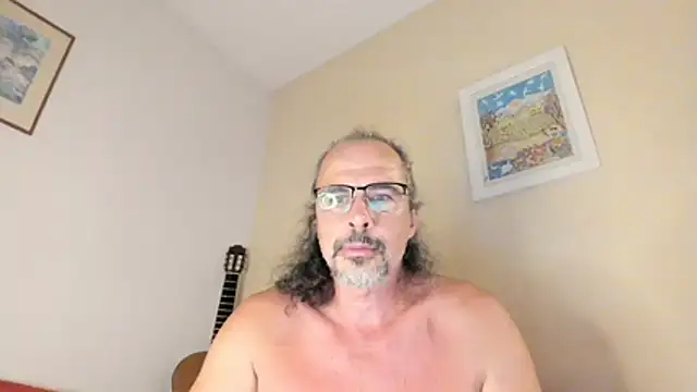 Snapshot of PerritoXavier chatting on July 17, 2026, 10:40 pm PerritoXavier online show from July 17, 2026, 10:40 pm