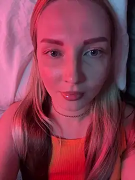 Aleksandrakis online show from October 22, 2025, 6:51 pm