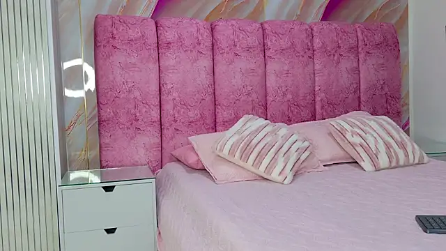 kendal rossi online show from March 28, 2026, 12:17 pm