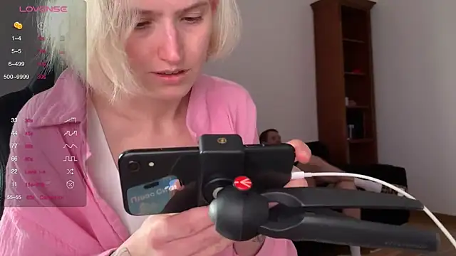 Sexy Sweets online show from September 12, 2025, 10:37 am