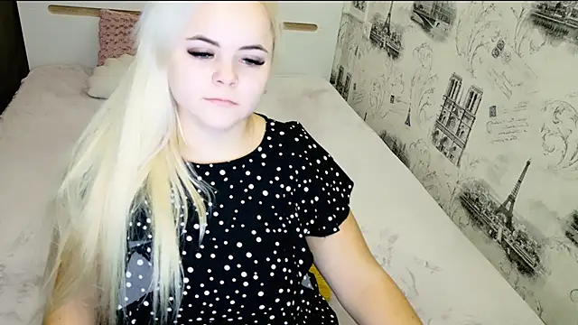 lovely-eyes online show from November 29, 2025, 7:03 pm