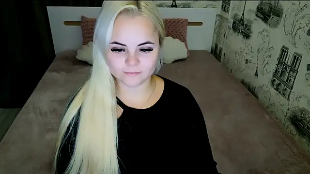 lovely-eyes online show from September 10, 2025, 3:00 pm