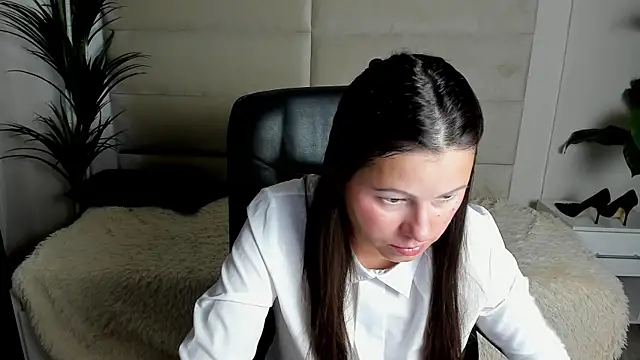 Dana  dom online show from October 6, 2025, 2:13 am