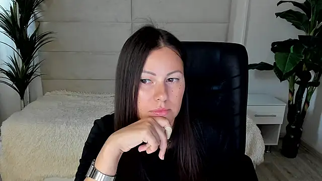 Dana  dom online show from September 19, 2025, 1:20 am