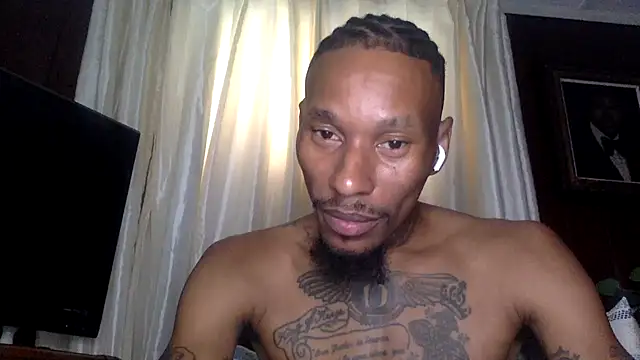 KingDerRico online show from October 2, 2025, 9:18 pm