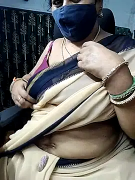 Snapshot of Rani_Darling_99 chatting on June 25, 2026, 4:12 pm Rani Darling 99 online show from June 25, 2026, 4:12 pm