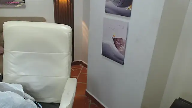 Snapshot of xlunna chatting on November 8, 2025, 8:12 pm xlunna online show from November 8, 2025, 8:12 pm