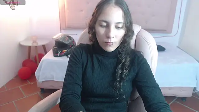 Snapshot of xlunna chatting on February 28, 2025, 7:25 pm xlunna online show from February 28, 2025, 7:25 pm