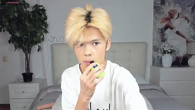 Felix Rey online show from September 15, 2025, 12:38 pm