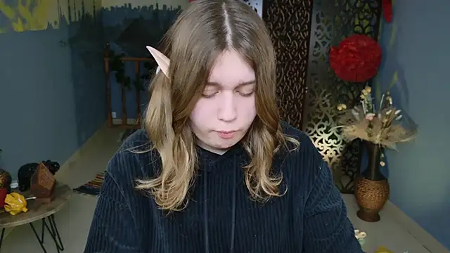 FioraMarmoris online show from March 15, 2025, 8:15 am