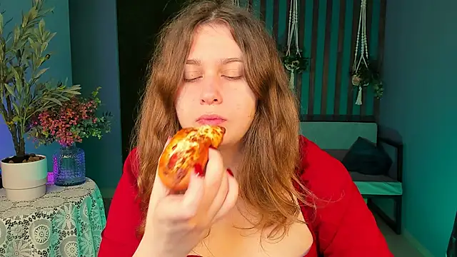 FioraMarmoris online show from September 26, 2025, 6:09 am