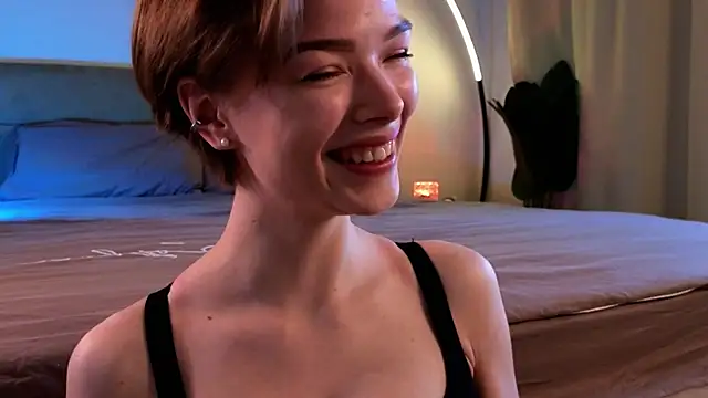 Eva Natsumi online show from March 17, 2025, 1:08 pm