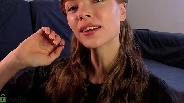 Eva Natsumi online show from October 20, 2025, 4:51 pm