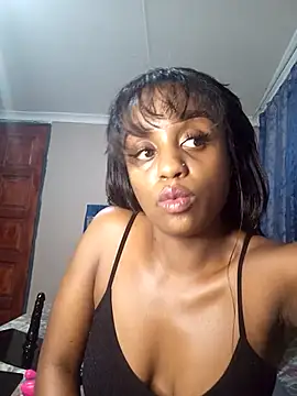 Queen-Chocolate online show from March 7, 2025, 11:38 pm