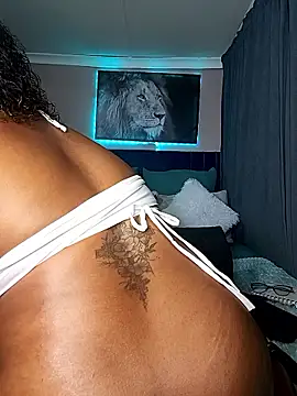 Queen-Chocolate online show from January 10, 2026, 2:07 am