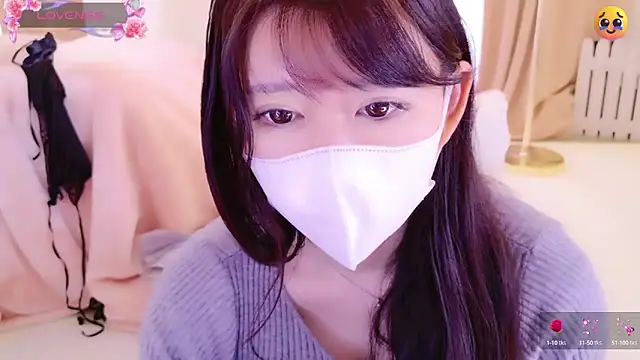 maii- online show from March 13, 2025, 10:54 pm