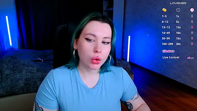 Snapshot of Blueberry-baby chatting on March 16, 2025, 11:59 pm Blueberry-baby online show from March 16, 2025, 11:59 pm