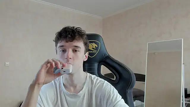 MasonWarholl online show from February 16, 2026, 11:53 am