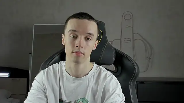 MasonWarholl online show from December 31, 2024, 5:29 pm