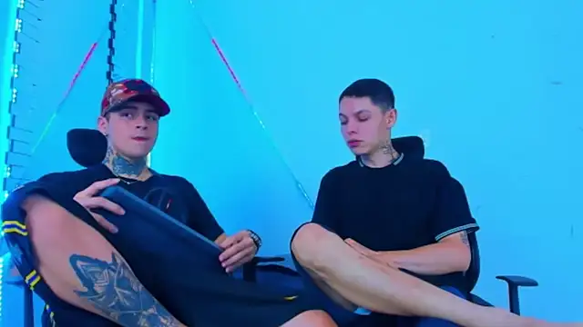 HOT boy2025 online show from September 27, 2025, 11:27 am