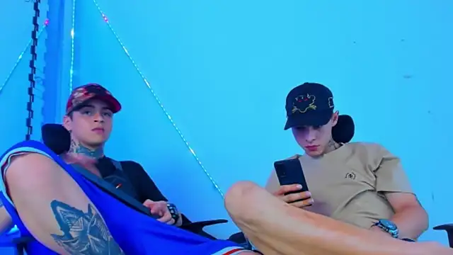 HOT boy2025 online show from October 4, 2025, 11:06 pm