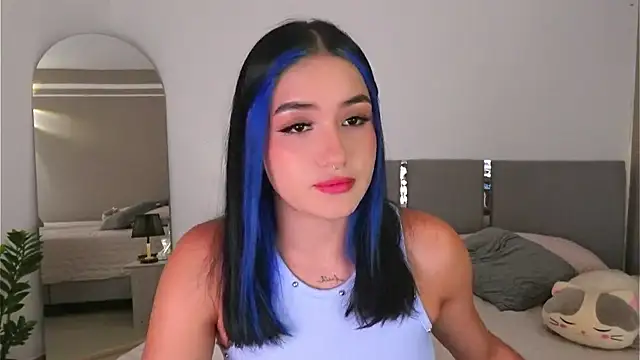 AnnyHizzle online show from September 16, 2025, 12:55 am