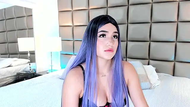 AnnyHizzle online show from March 14, 2025, 9:32 pm