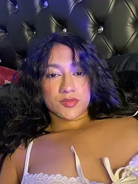 Snapshot of mailyreid chatting on March 19, 2025, 7:40 am mailyreid online show from March 19, 2025, 7:40 am