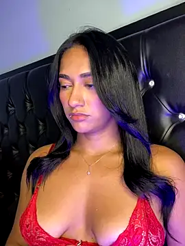 Snapshot of mailyreid chatting on November 14, 2025, 8:18 am mailyreid online show from November 14, 2025, 8:18 am