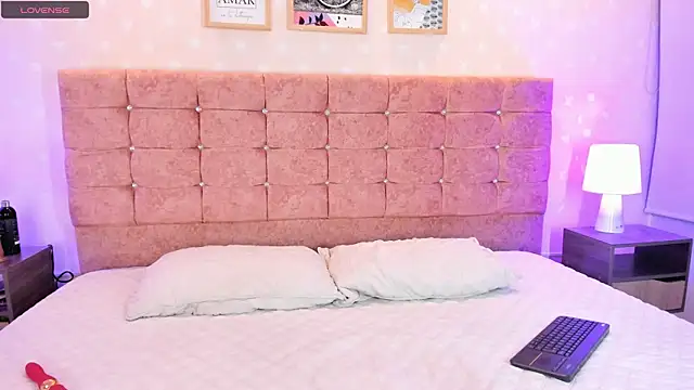 Snapshot of liaa_18 chatting on February 16, 2025, 6:10 am liaa 18 online show from February 16, 2025, 6:10 am