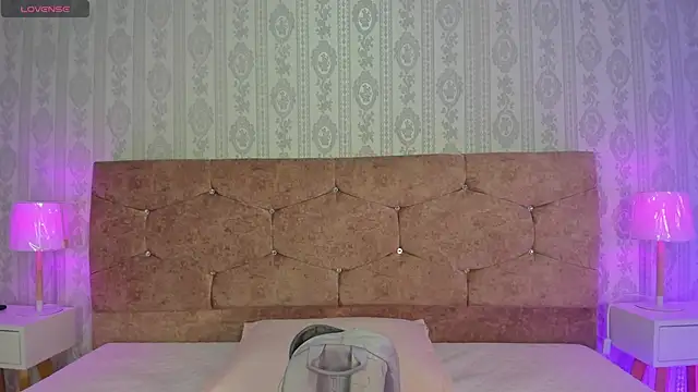 Snapshot of liaa_18 chatting on September 10, 2025, 1:37 am liaa 18 online show from September 10, 2025, 1:37 am