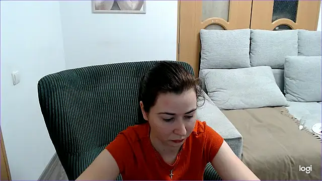 VioletaFlower7 online show from March 14, 2026, 9:37 am