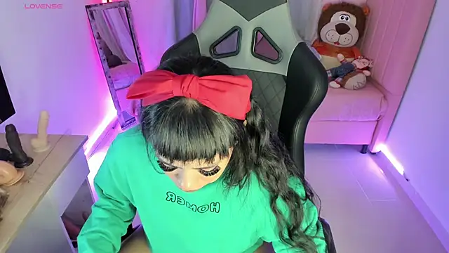 zoesullivan online show from February 20, 2025, 9:55 am