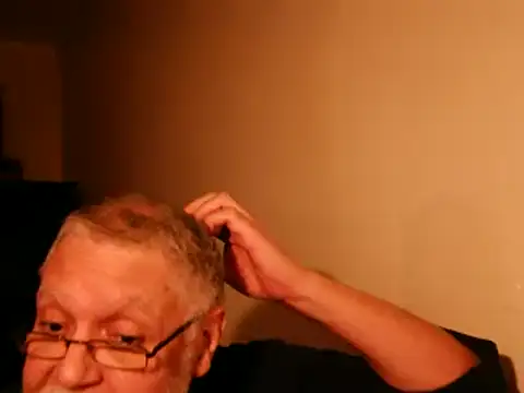 100Tauros online show from October 15, 2025, 9:01 pm