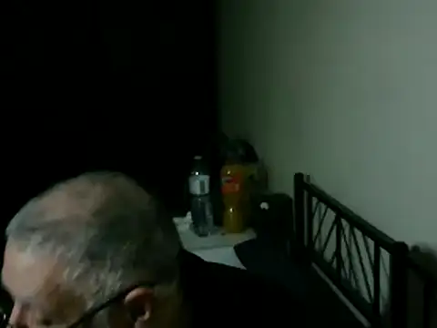 100Tauros online show from April 11, 2026, 9:51 pm