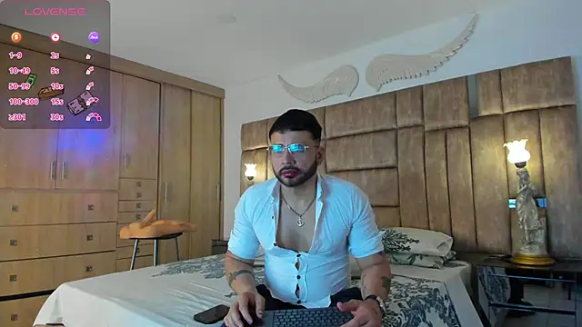 petterwilly1 online show from March 19, 2025, 1:51 pm