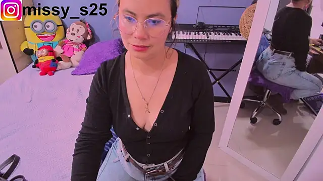 gigi stephans online show from October 25, 2025, 8:20 pm