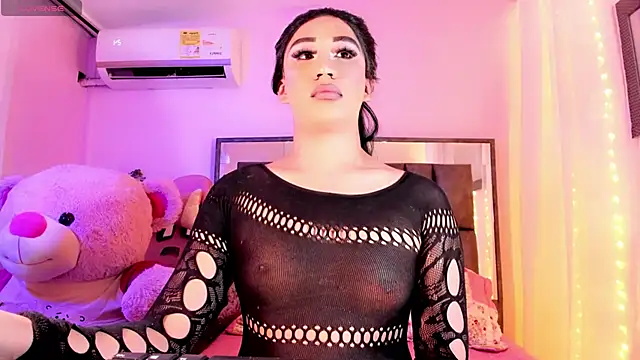 ShantalGirs online show from September 30, 2025, 1:39 pm