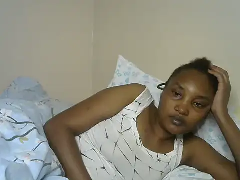 StacyGee24 online show from November 26, 2025, 5:07 am