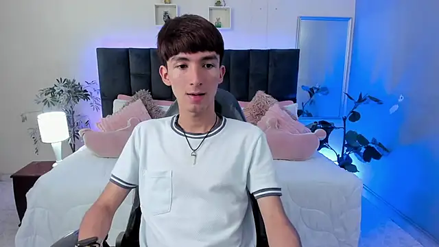 Snapshot of Jake_evans chatting on May 26, 2026, 2:15 pm Jake evans online show from May 26, 2026, 2:15 pm