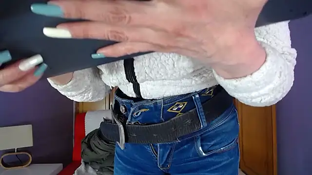 sophia ny online show from February 14, 2026, 1:44 pm