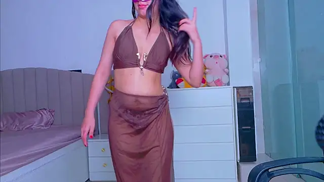 Aashika-Kaur online show from October 7, 2025, 4:35 am