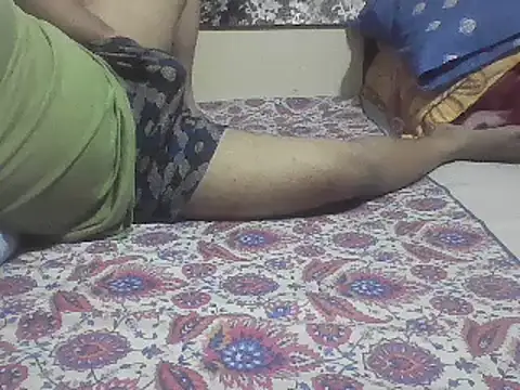 Snapshot of LoVer04All chatting on December 29, 2024, 5:31 am LoVer04All online show from December 29, 2024, 5:31 am