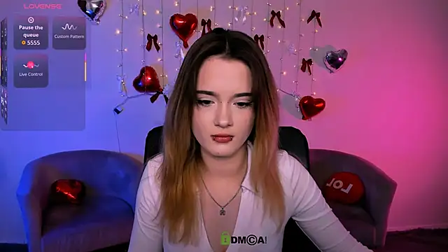 liana kisses online show from March 3, 2026, 8:05 pm