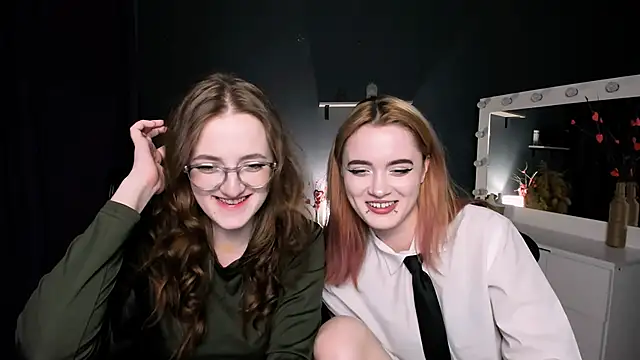 liana kisses online show from March 22, 2025, 8:15 pm