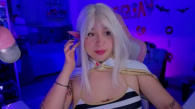 Snapshot of FernandaOrtegaaa chatting on February 25, 2026, 12:00 am FernandaOrtegaaa online show from February 25, 2026, 12:00 am