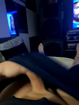 MatthewEmme online show from October 27, 2025, 9:16 pm